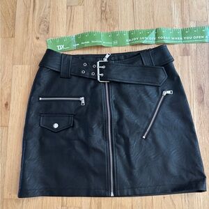 Topshop Mini-Skirt with Zipper NWOT